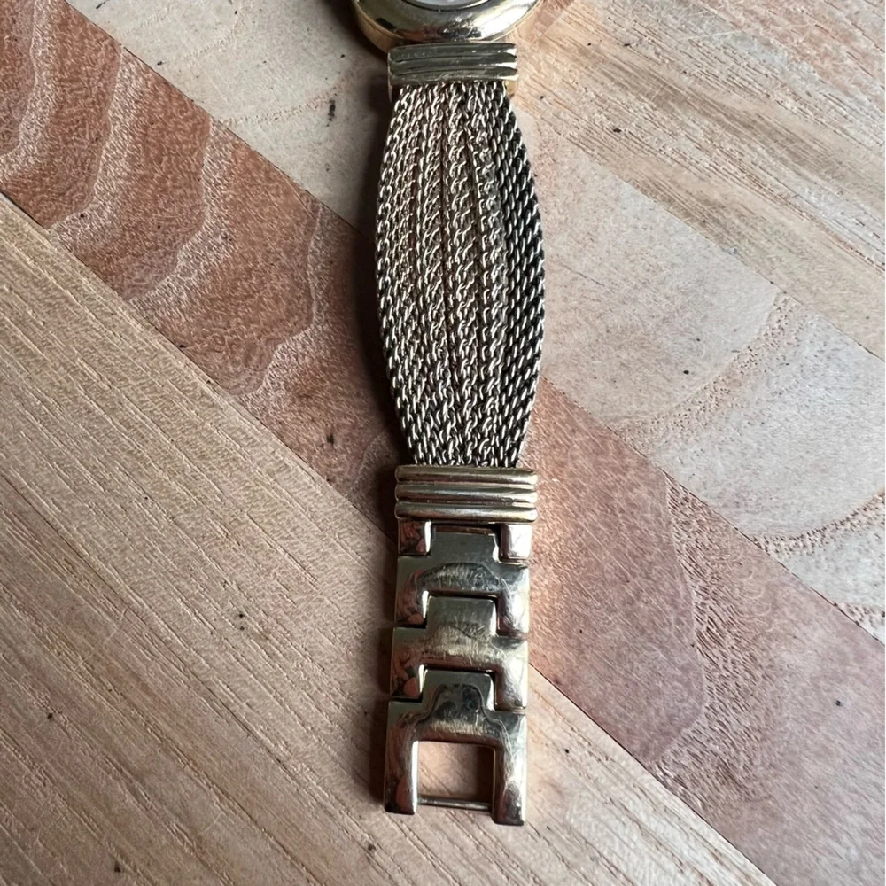Anne Klein brand anne